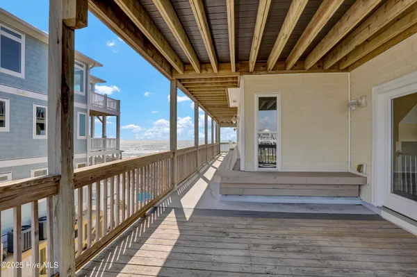 $2,995,000 | 116 Scotch Bonnet Drive, North Topsail Beach, NC 28460