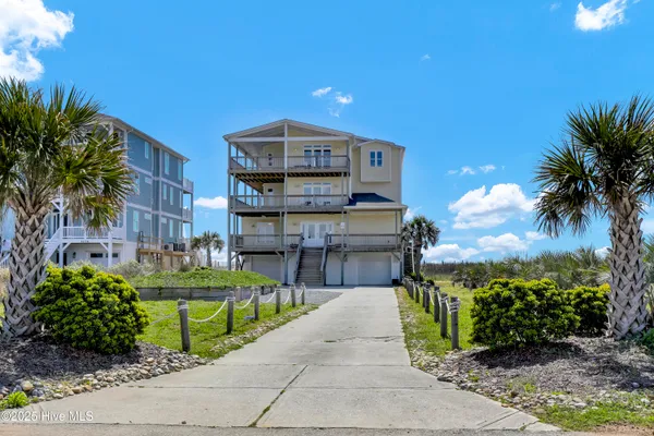 $2,995,000 | 116 Scotch Bonnet Drive, North Topsail Beach, NC 28460