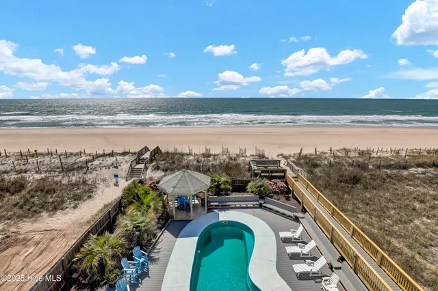 $2,995,000 | 116 Scotch Bonnet Drive, North Topsail Beach, NC 28460