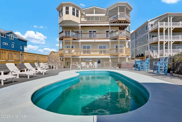 $2,995,000 | 116 Scotch Bonnet Drive, North Topsail Beach, NC 28460