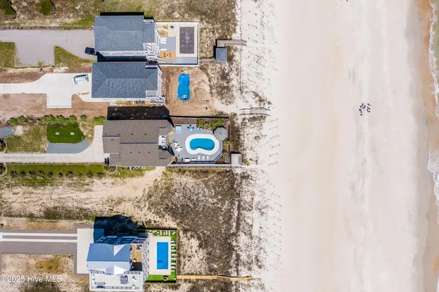 $2,995,000 | 116 Scotch Bonnet Drive, North Topsail Beach, NC 28460