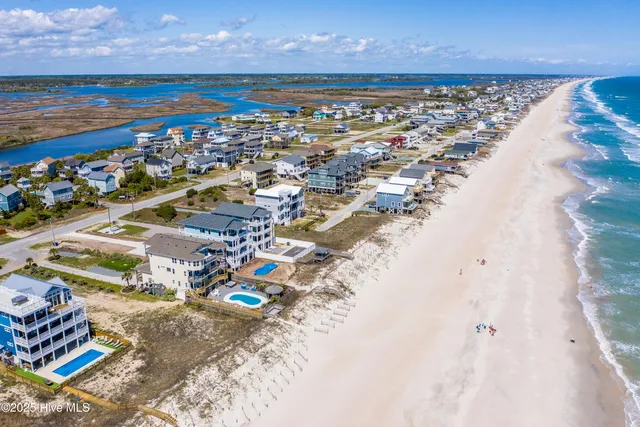 $2,995,000 | 116 Scotch Bonnet Drive, North Topsail Beach, NC 28460
