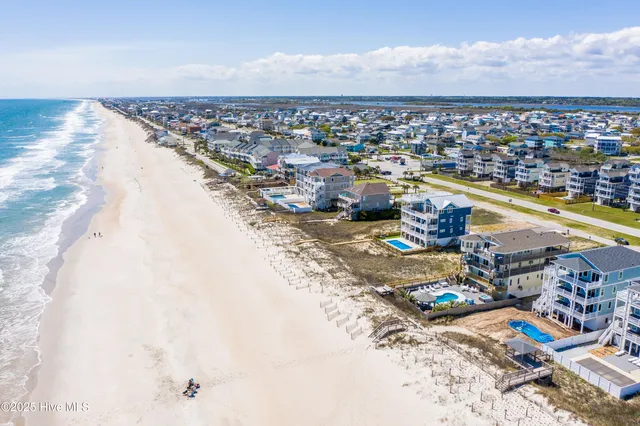 $2,995,000 | 116 Scotch Bonnet Drive, North Topsail Beach, NC 28460