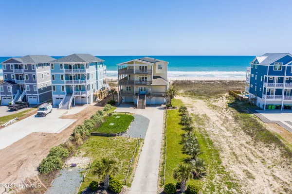 $2,995,000 | 116 Scotch Bonnet Drive, North Topsail Beach, NC 28460