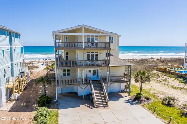 $2,995,000 | 116 Scotch Bonnet Drive, North Topsail Beach, NC 28460