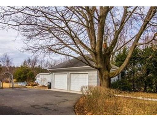 38 Ruggles Street Three Rivers, MA 01080 - Photo 3 of 7