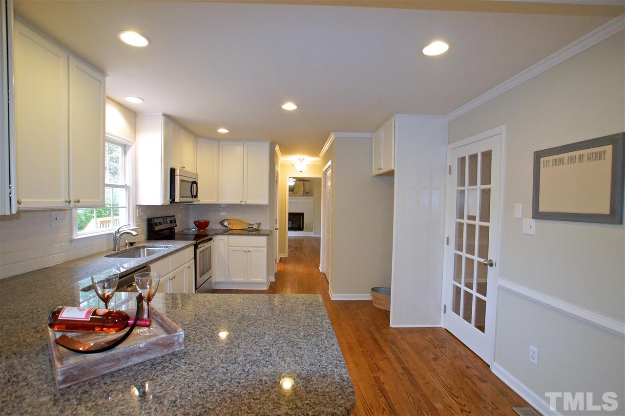 345 East Millbrook Road Raleigh, NC 27609 - Photo 13 of 24