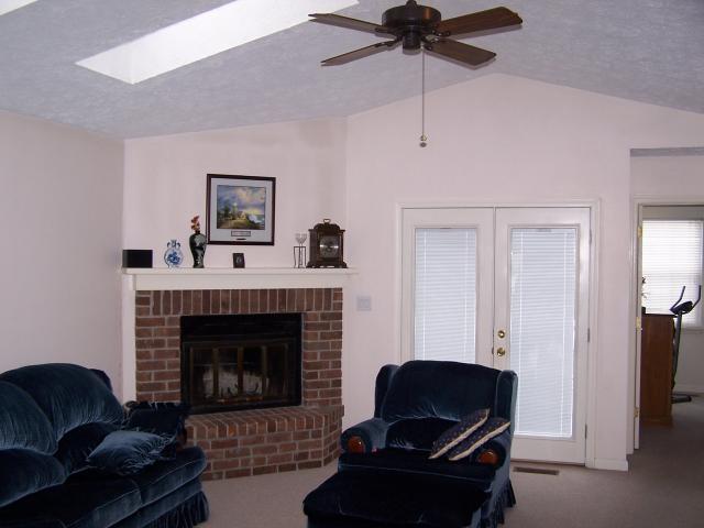 9155 Warwick Road Indianapolis, IN 46240 - Photo 4 of 12