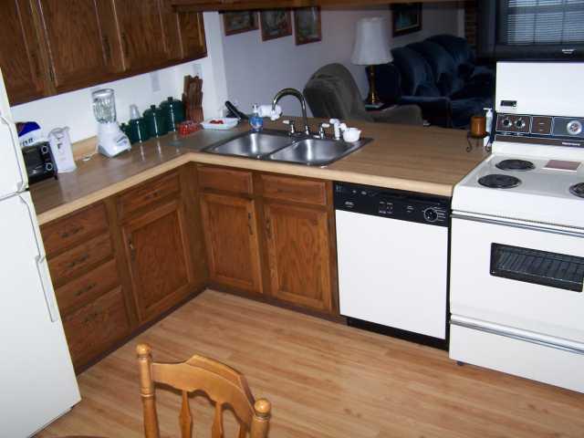 9155 Warwick Road Indianapolis, IN 46240 - Photo 9 of 12
