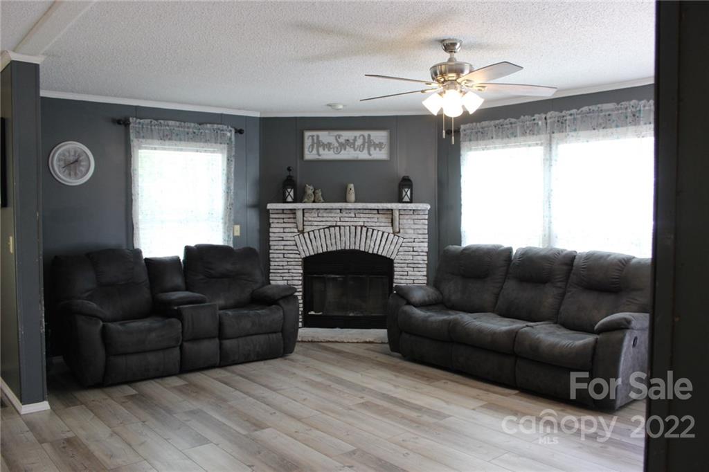 1684 Eckard Road Conover, NC 28613 - Photo 6 of 16 Gallery Image 6