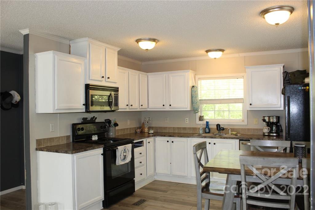 1684 Eckard Road Conover, NC 28613 - Photo 8 of 16 Gallery Image 8