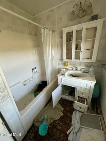 $219,999 | 1296 Highway 162, Root, NY 12166