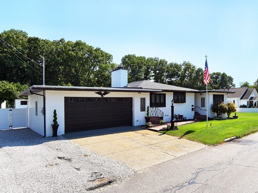 25 Svenson Road Shrewsbury, MA 01545 - Photo 1 of 37 Gallery Image 1