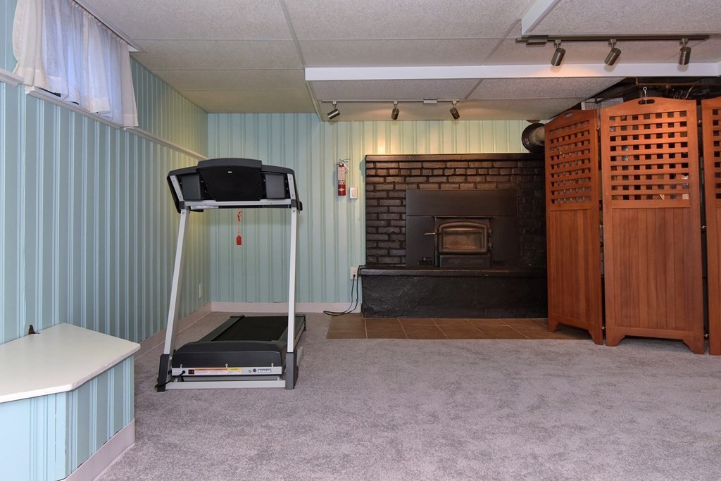 25 Svenson Road Shrewsbury, MA 01545 - Photo 23 of 37 Gallery Image 23