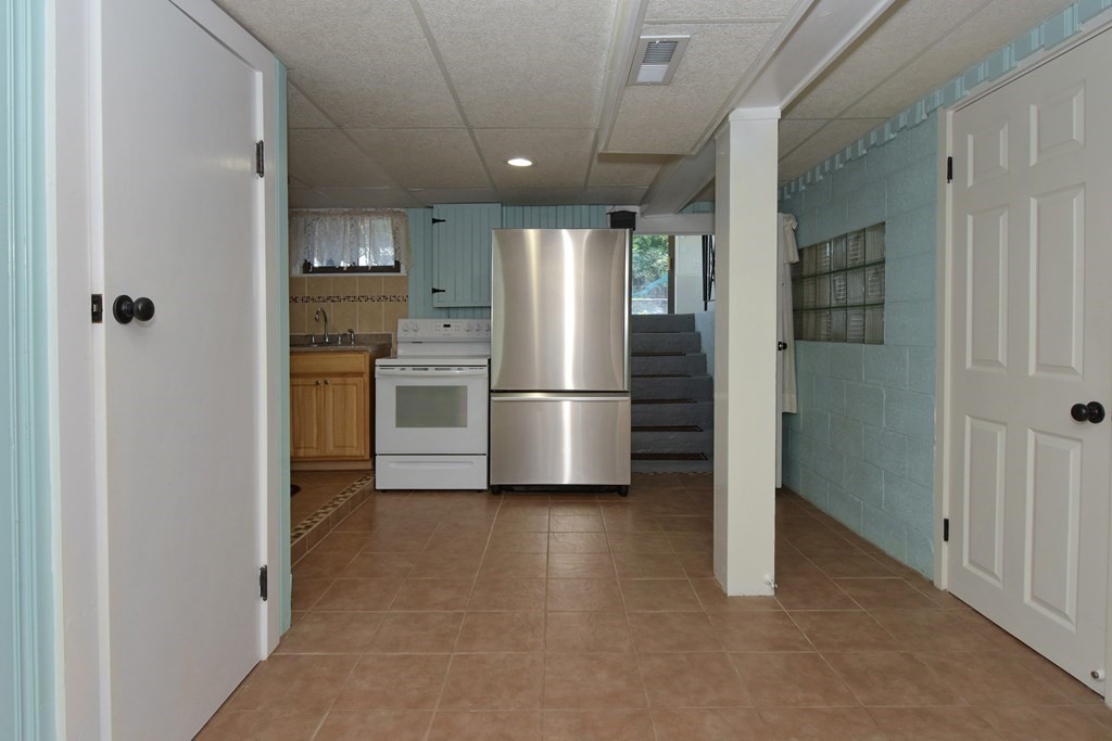 25 Svenson Road Shrewsbury, MA 01545 - Photo 27 of 37 Gallery Image 27
