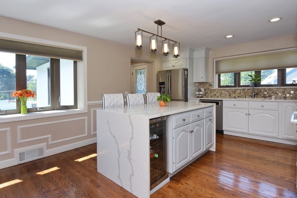 25 Svenson Road Shrewsbury, MA 01545 - Photo 6 of 37 Gallery Image 6