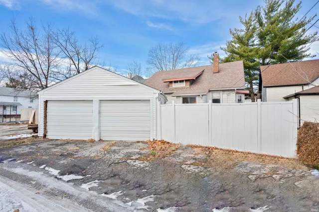 $174,900 | 419 West Jefferson Street, Kokomo, IN 46901