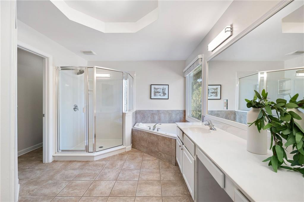 2750 Oak Village Trail Decatur, GA 30032 - Photo 14 of 18