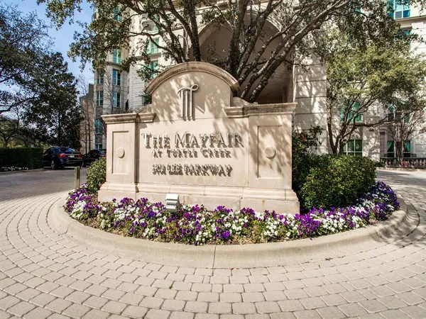 $5,300 | 3401 Lee Parkway, Unit 102, Dallas, TX 75219