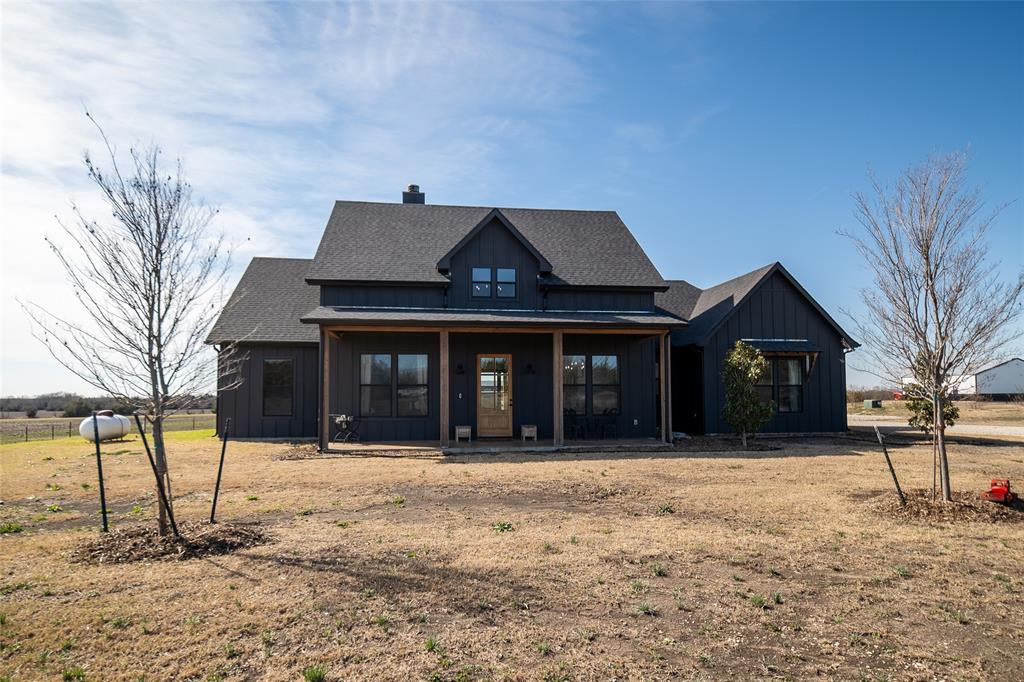 375 Wolf Front Road Van Alstyne, TX 75495 - Photo 2 of 40