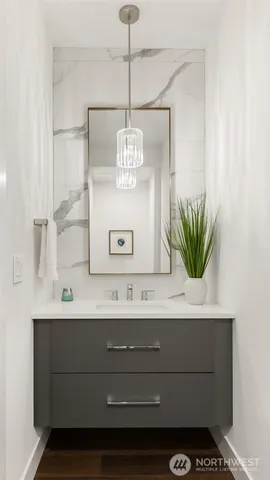 $1,799,000 | 601 Chris David Drive, Steilacoom, WA 98388