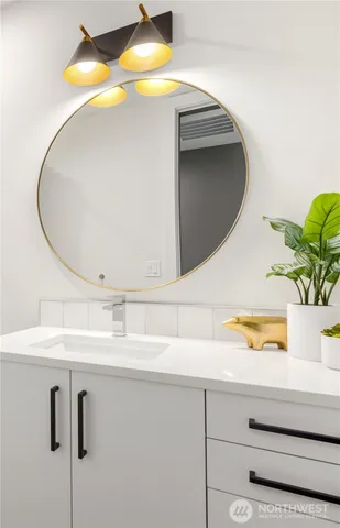 $1,799,000 | 601 Chris David Drive, Steilacoom, WA 98388