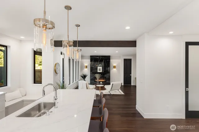 $1,799,000 | 601 Chris David Drive, Steilacoom, WA 98388