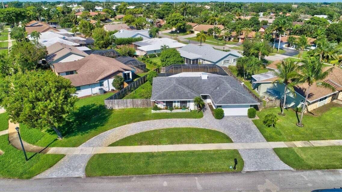 4833 Fox Hunt Trail Boca Raton, FL 33487 - Photo 2 of 25 Fox Hunt