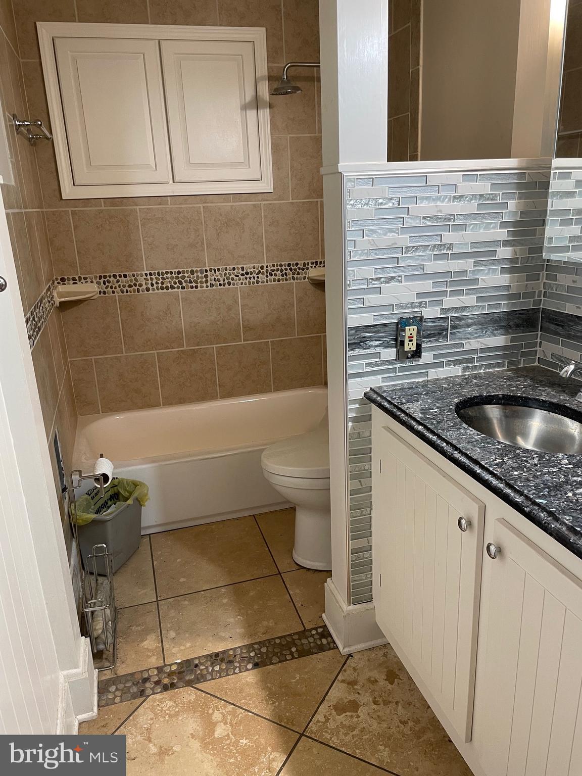 17323 Wesley Chapel Road Monkton, MD 21111 - Photo 9 of 22 Hall bath