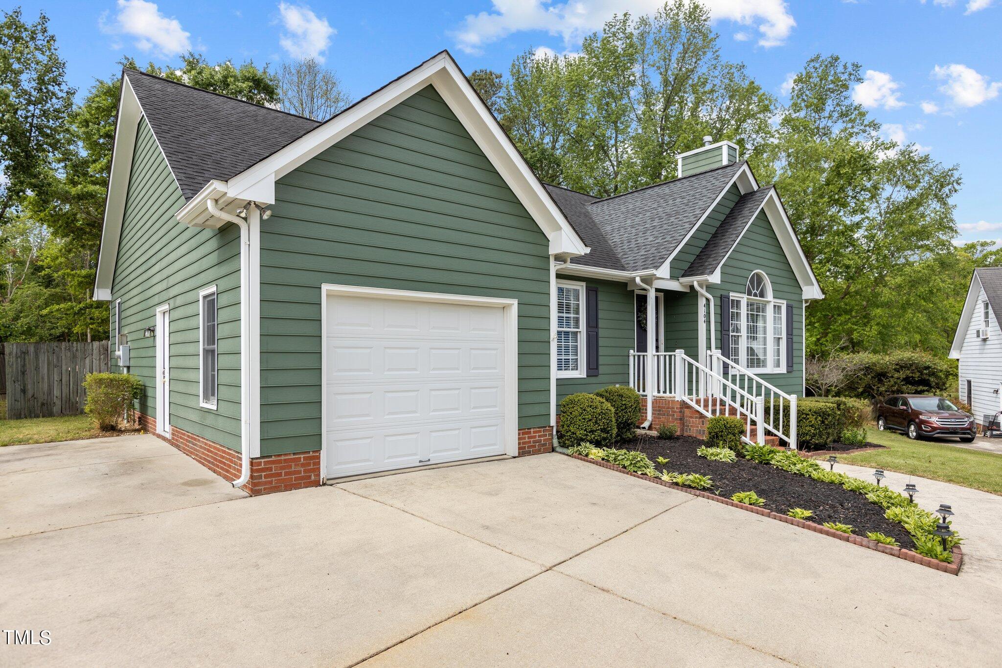 4104 Riverport Road Raleigh, NC 27616 - Photo 4 of 37 5-web-or-mls-IMGL3451