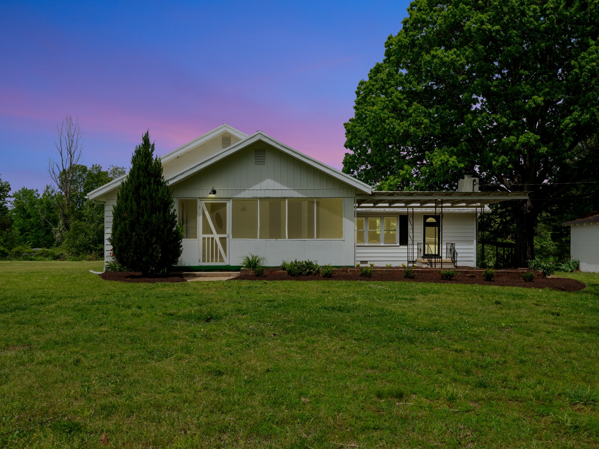 810 Pond Road Dickson, TN 37055 - Photo 3 of 34 Gallery Image 3