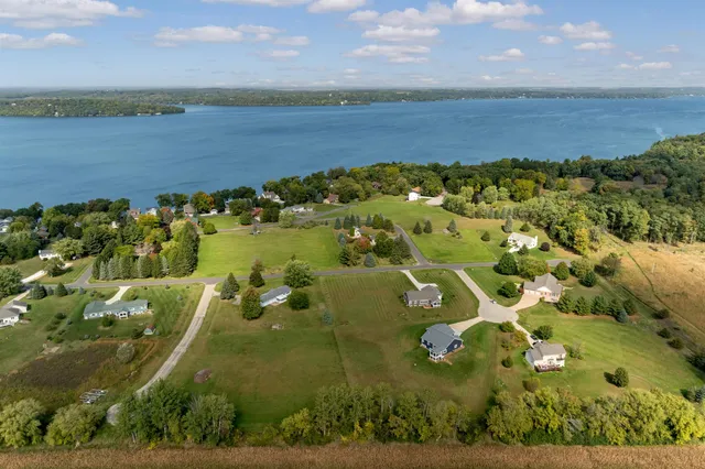 $925,000 | N4267 Cherokee Court, Markesan, WI 53946