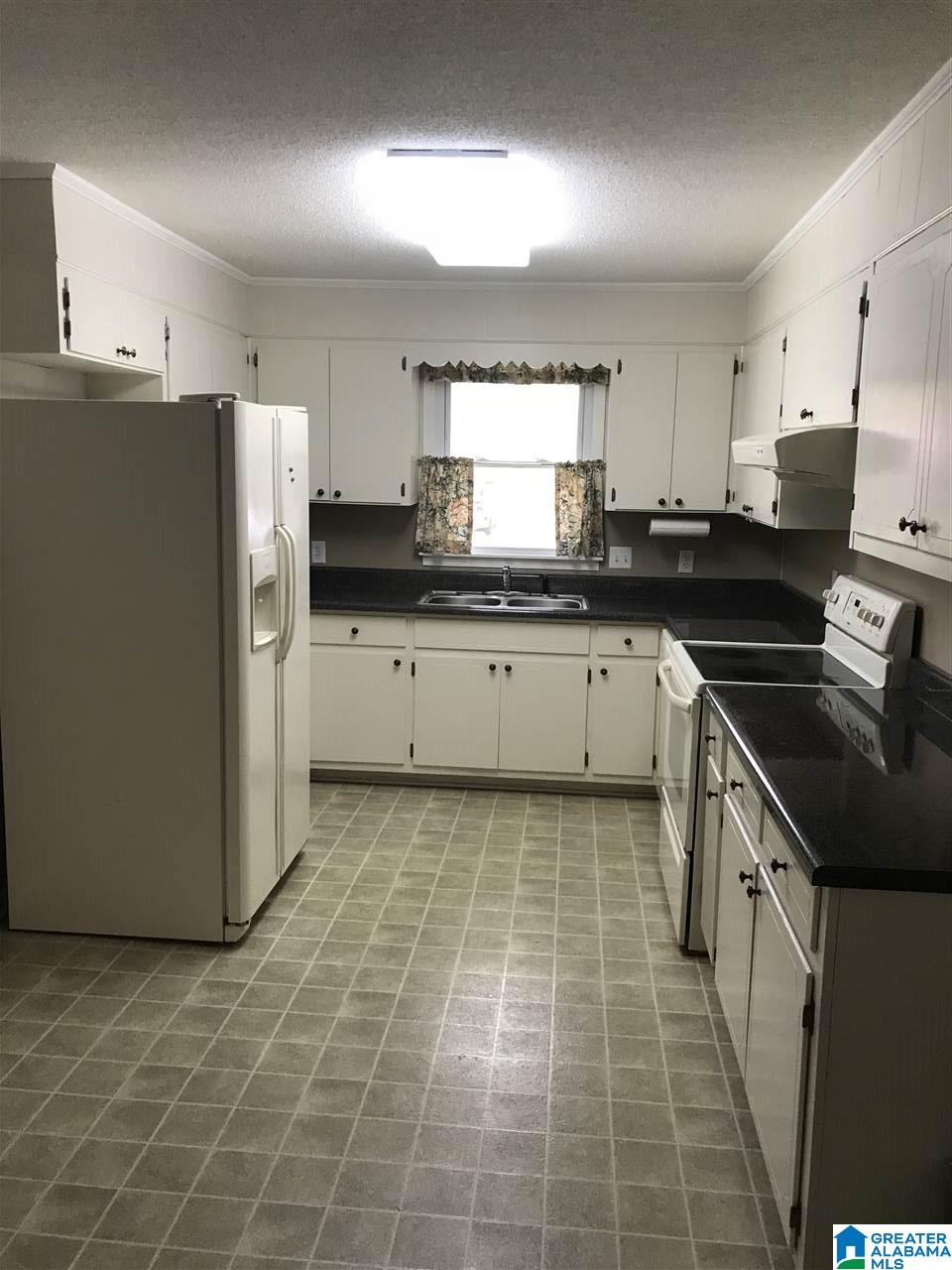 708 Cone Street Clanton, AL 35045 - Photo 6 of 11