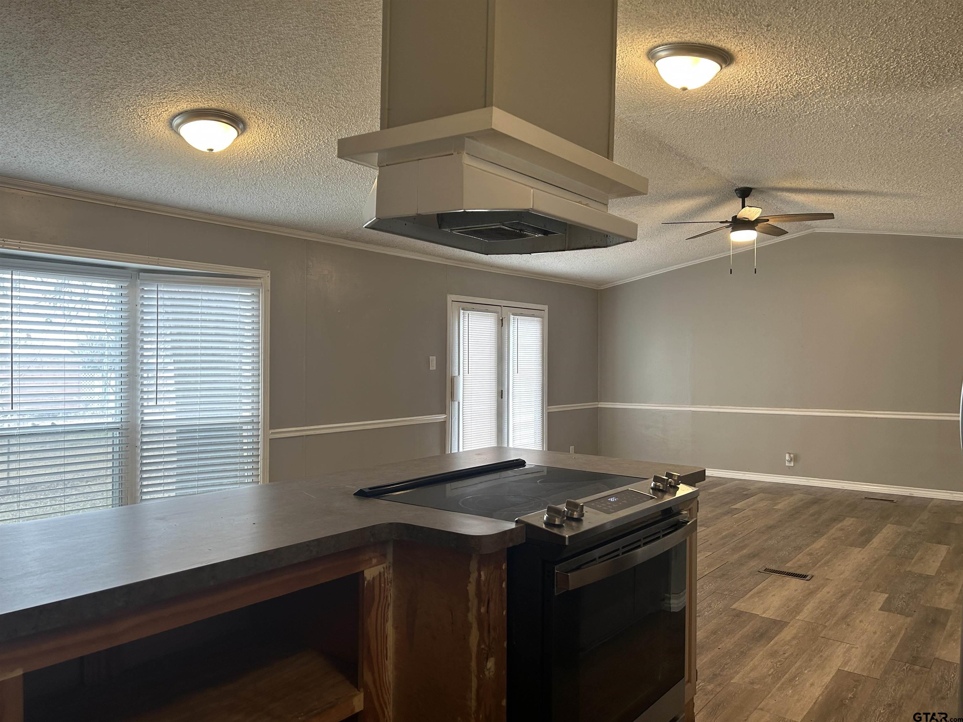 16174 Love Lindale, TX 75771 - Photo 13 of 34