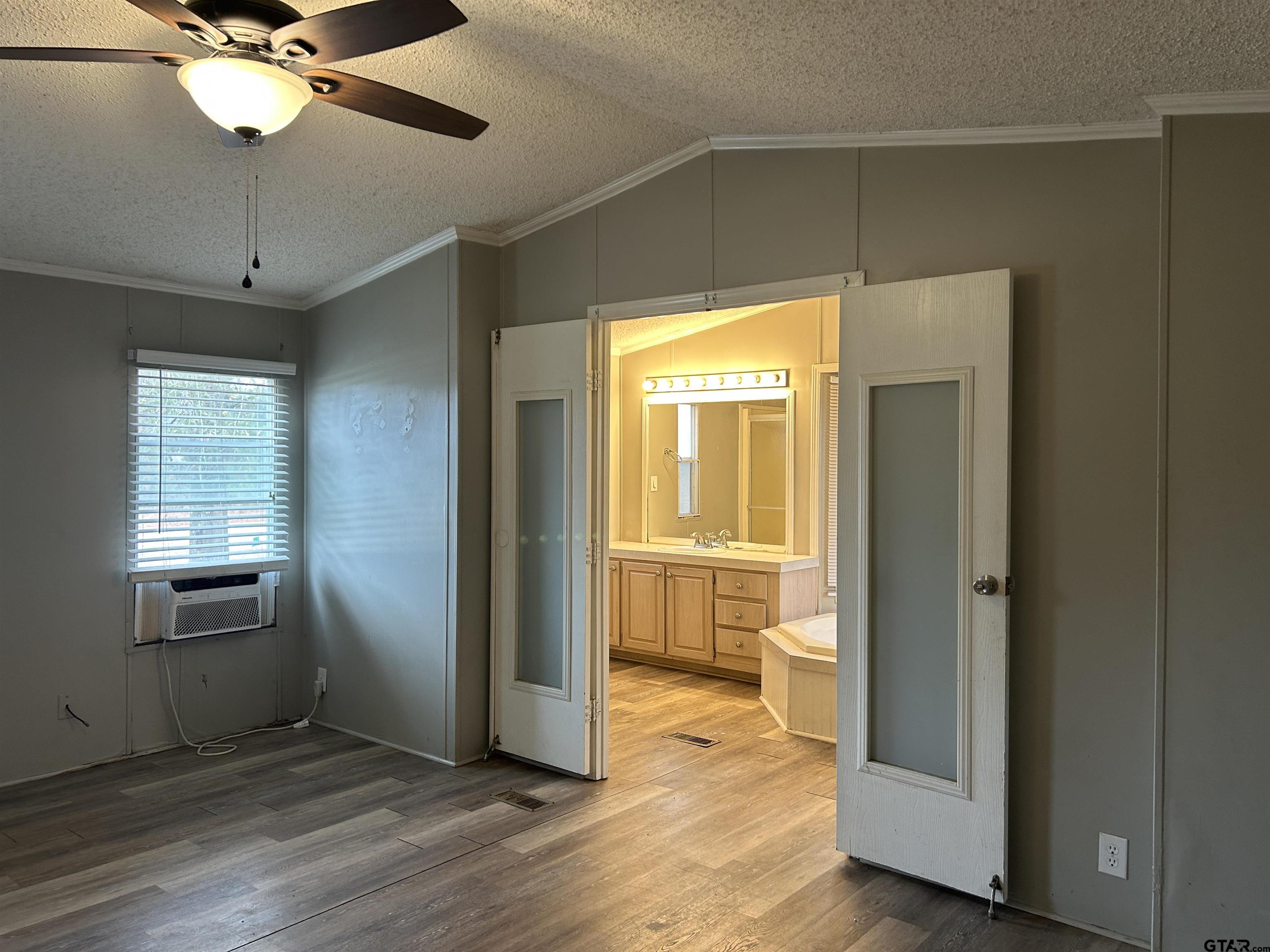 16174 Love Lindale, TX 75771 - Photo 17 of 34