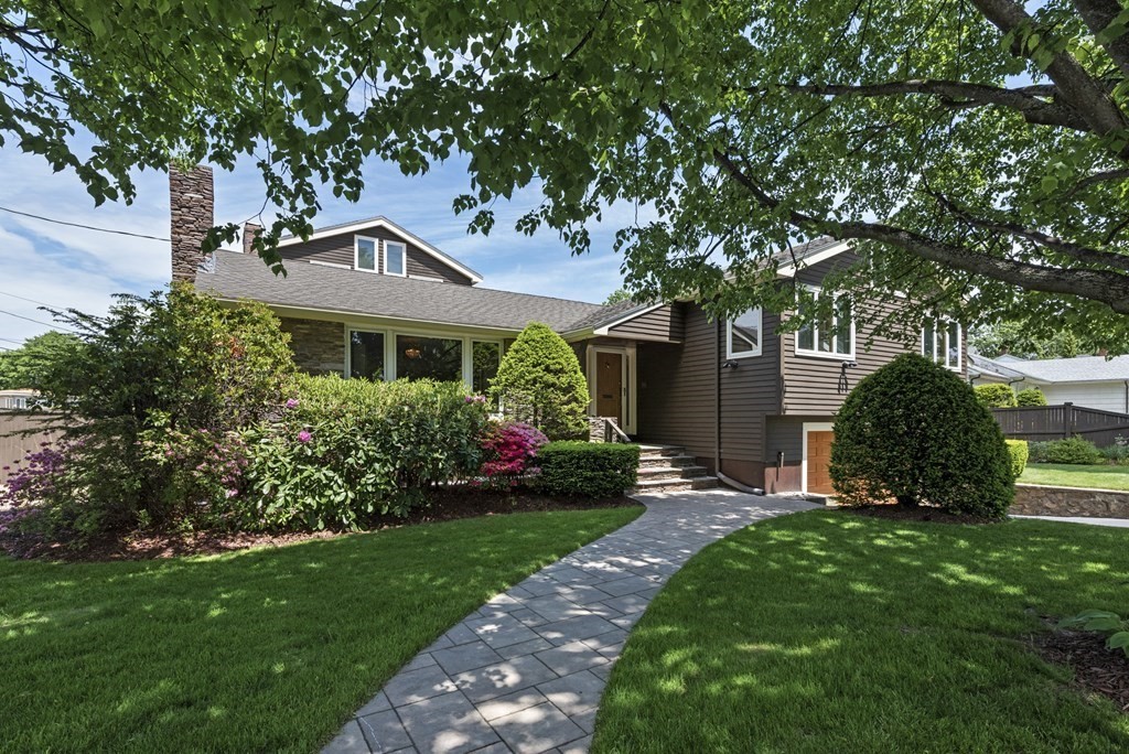 260 Puritan Road Swampscott, MA 01907 - Photo 3 of 42 Gallery Image 3