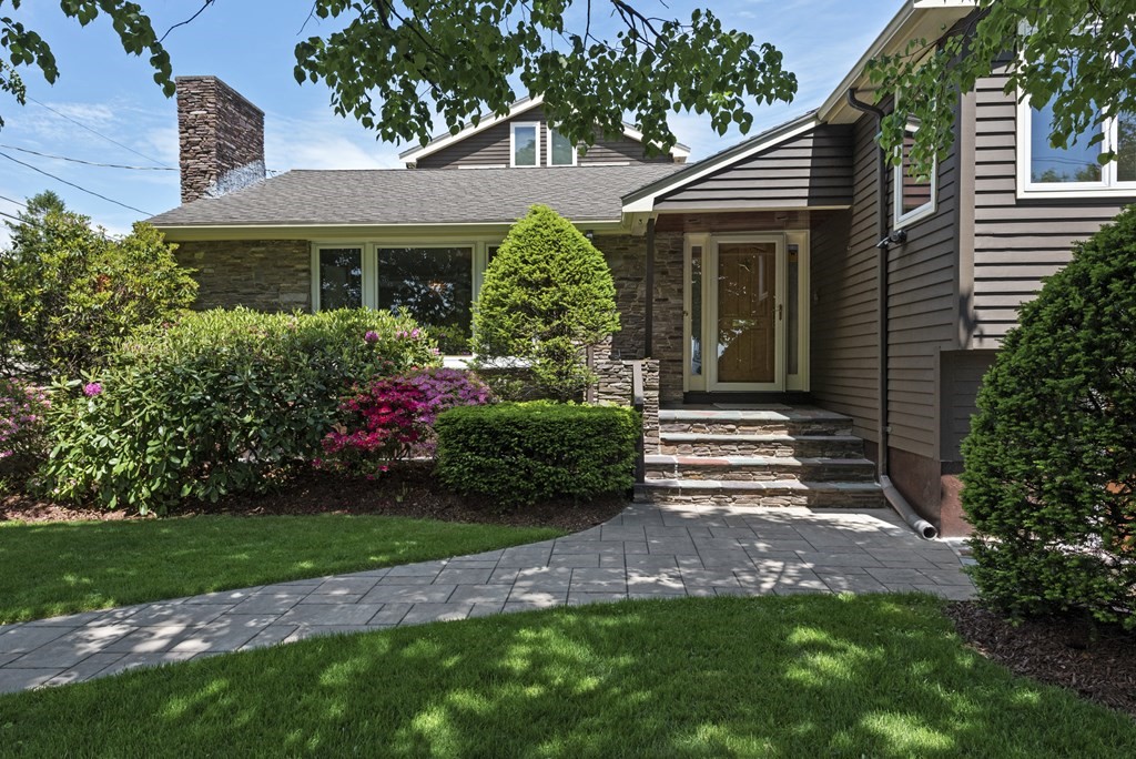 260 Puritan Road Swampscott, MA 01907 - Photo 39 of 42 Gallery Image 39