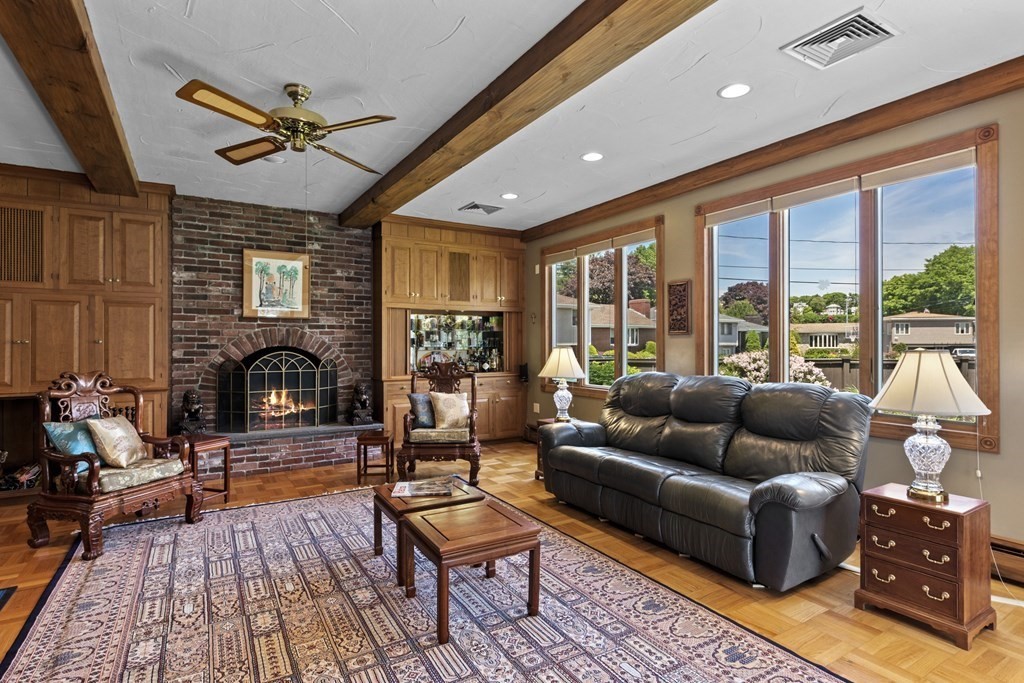 260 Puritan Road Swampscott, MA 01907 - Photo 5 of 42 Gallery Image 5