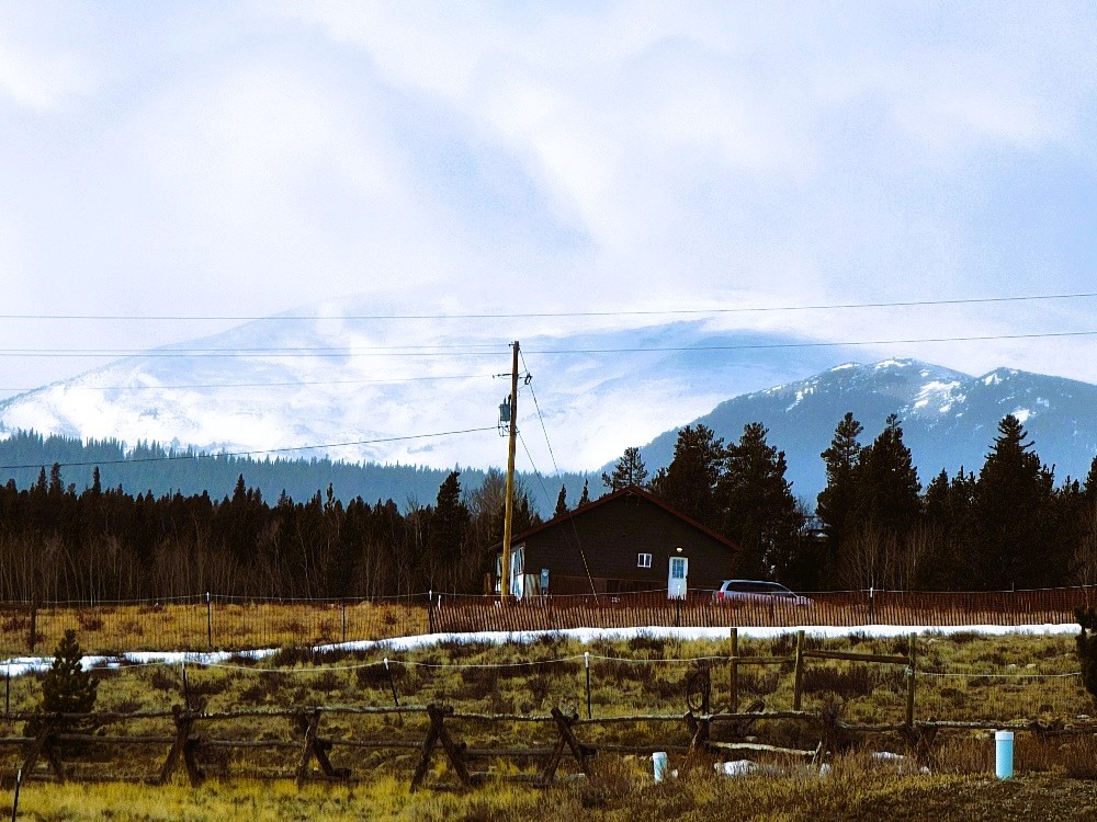 542 Thick Spike Road Fairplay, CO 80440 - Photo 32 of 33 a view of a town with big yard