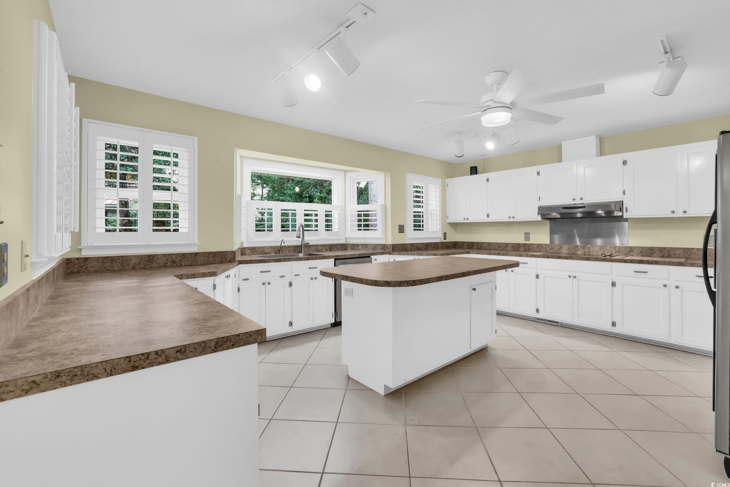 841 Old Bridge Road Myrtle Beach, SC 29572 - Photo 3 of 40 Gallery Image 3