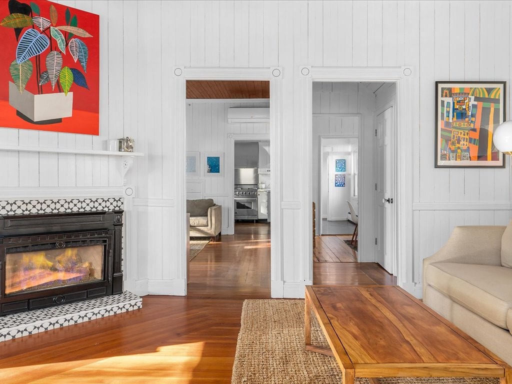 51 9th Avenue Warwick, RI 02886 - Photo 7 of 33