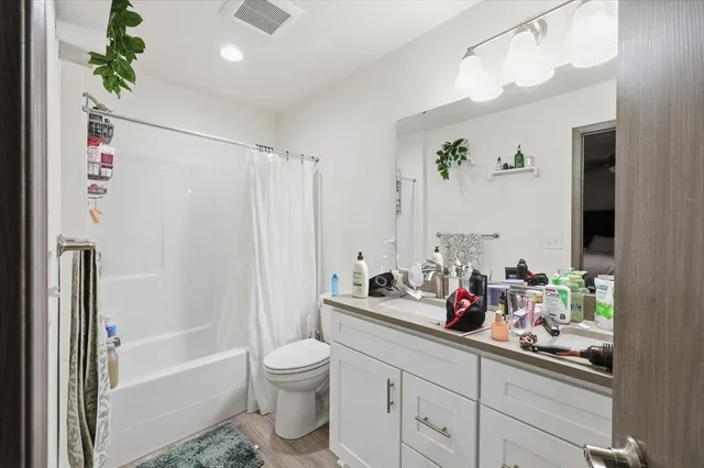 $710,000 | 2715 North Boeing Road, Millwood, WA 99206