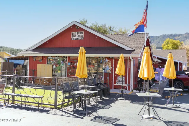 a black and white photo of a room