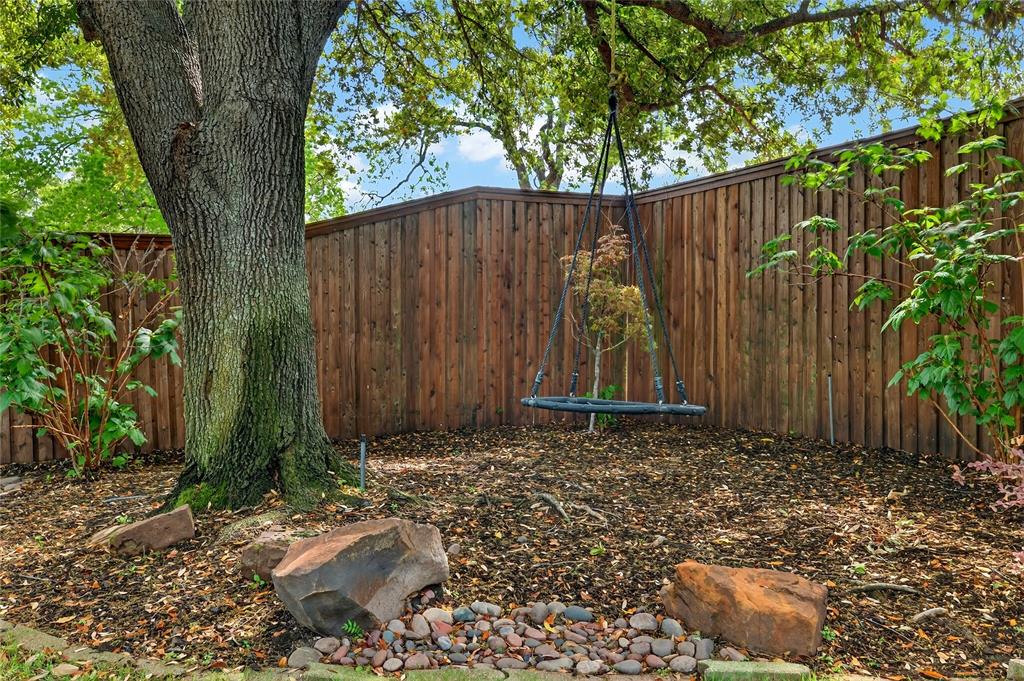 819 Lockhaven Lane Coppell, TX 75019 - Photo 30 of 33 A shaded spot that invites you to slow down for a bit.
