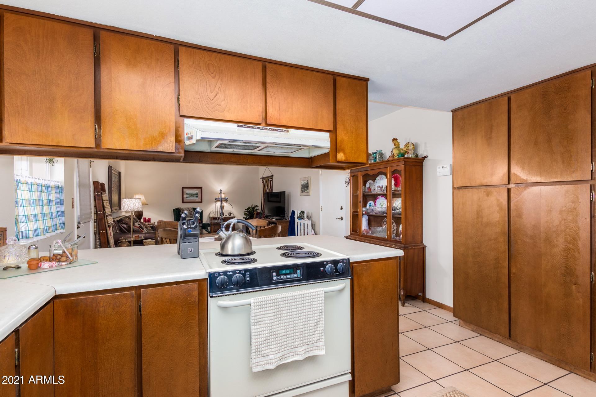 3765 West Dalphin Road Phoenix, AZ 85051 - Photo 14 of 40 Dalphin 15