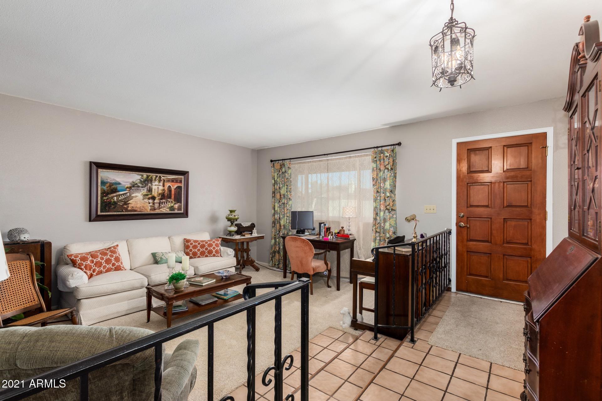 3765 West Dalphin Road Phoenix, AZ 85051 - Photo 5 of 40 Dalphin 6