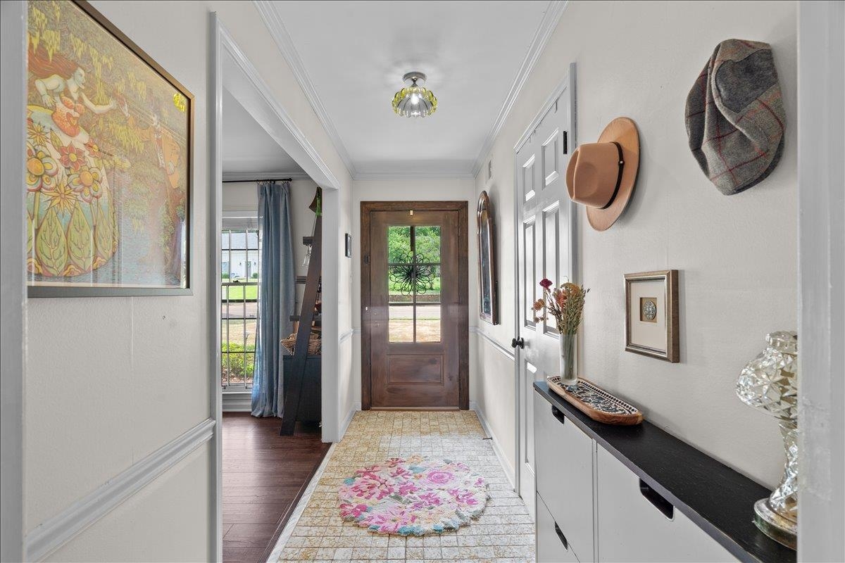 1674 Brierbrook Road Germantown, TN 38138 - Photo 3 of 30 Gallery Image 3