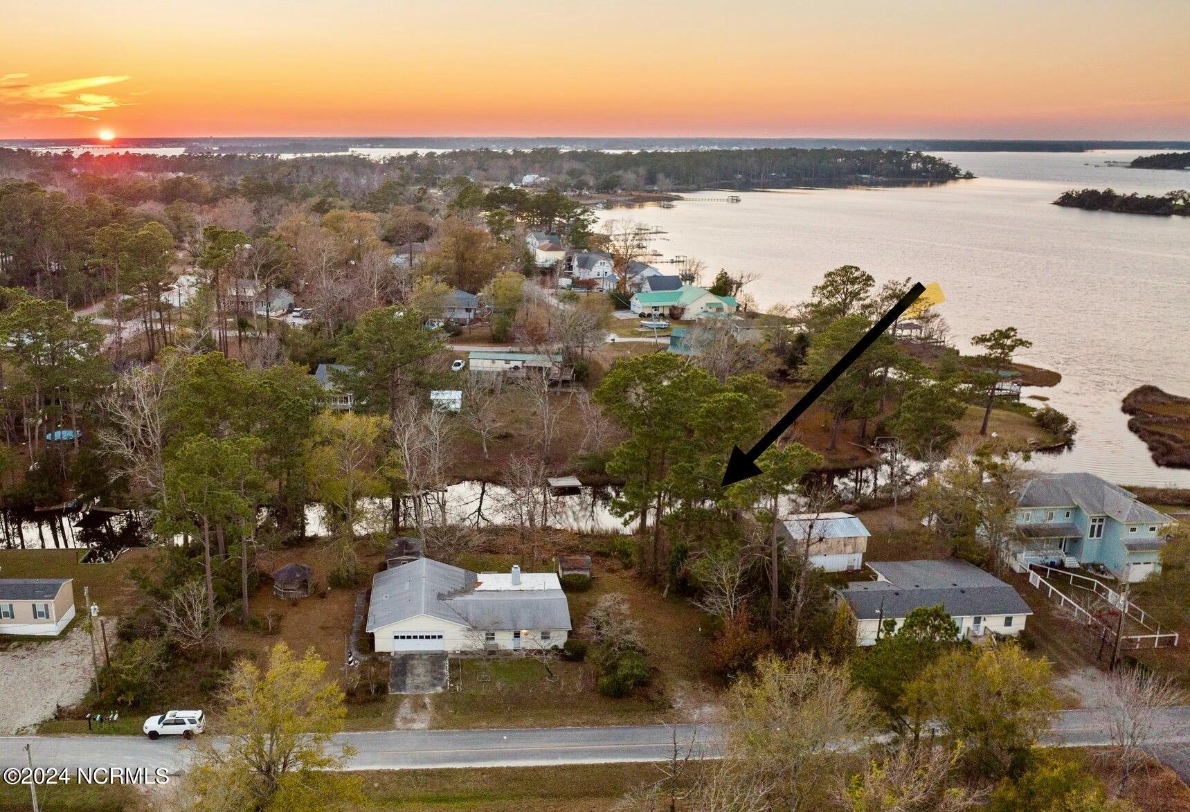 147 Water Front Drive Cedar Point, NC 28584 - Photo 3 of 12 79-web-or-mls-Exterior - NO SKY SWAP cop