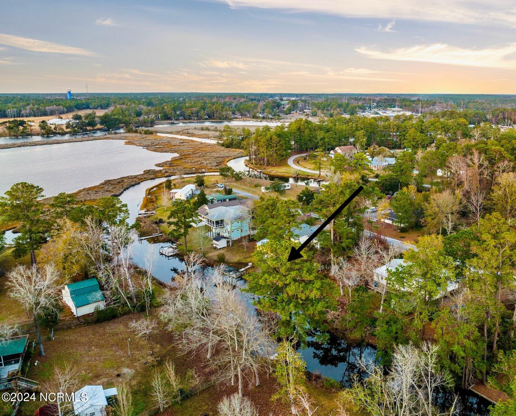 147 Water Front Drive Cedar Point, NC 28584 - Photo 6 of 12 73-web-or-mls-DJI_0158 2