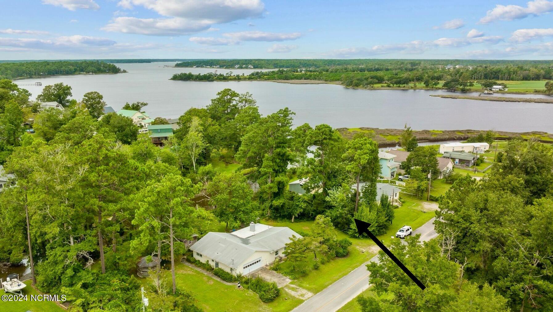 147 Water Front Drive Cedar Point, NC 28584 - Photo 9 of 12 17-web-or-mls-DJI_0921 2